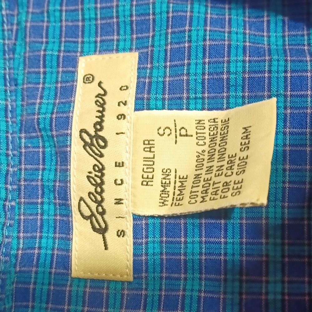 Eddie Bauer sleeveless buttonup top - Picture 10 of 11